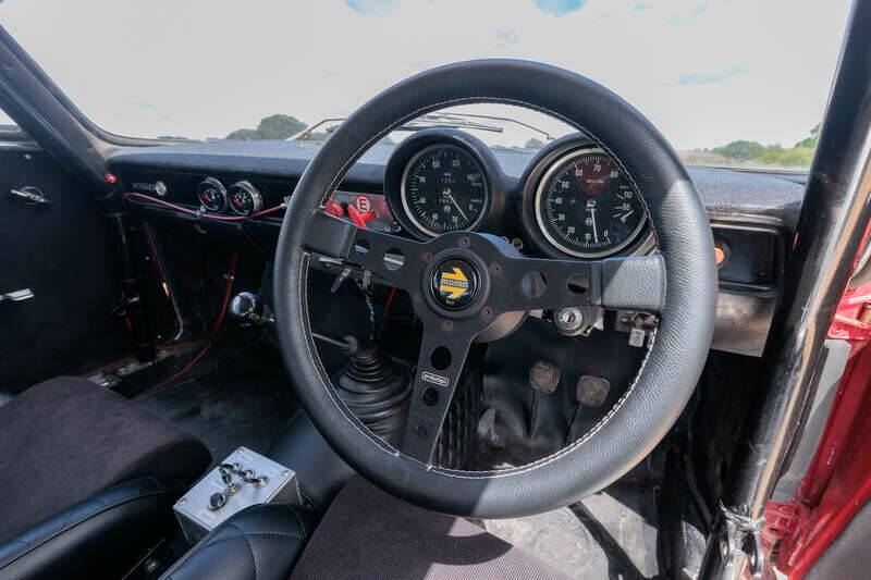 Image 2/50 de Alfa Romeo 1750 GT Veloce (1971)