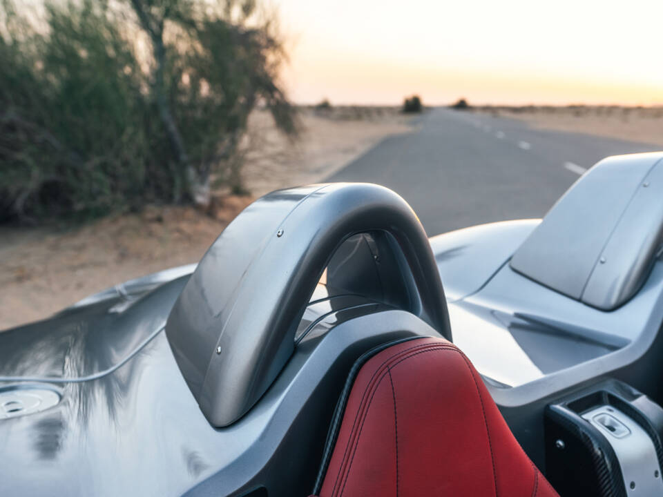 Image 25/45 de Mercedes-Benz SLR Stirling Moss (2009)