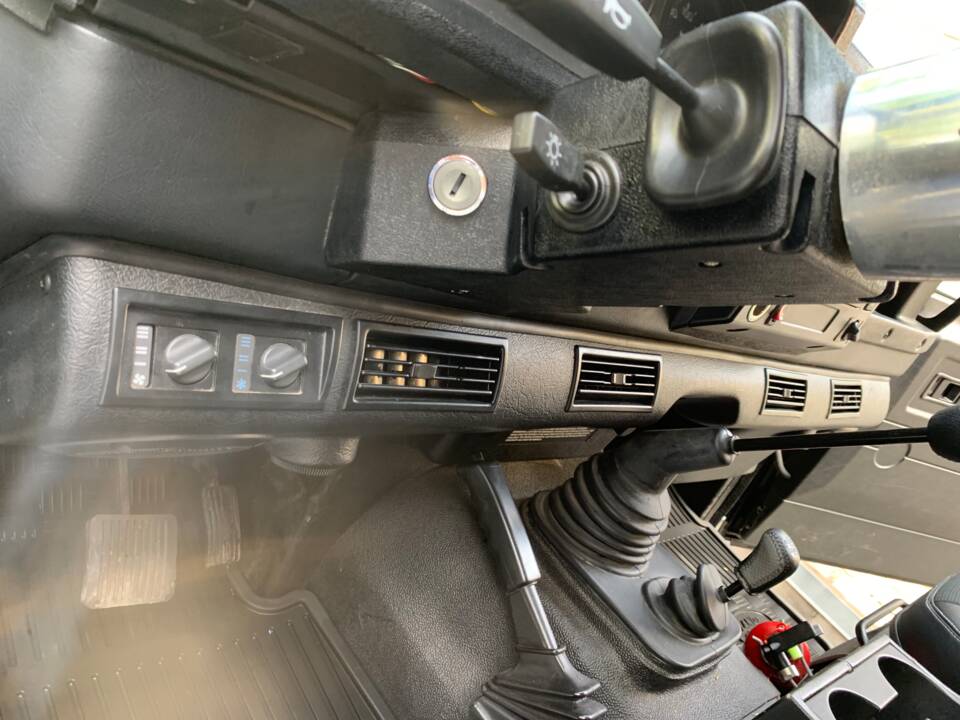 Afbeelding 11/16 van Land Rover Defender 110 (2006)