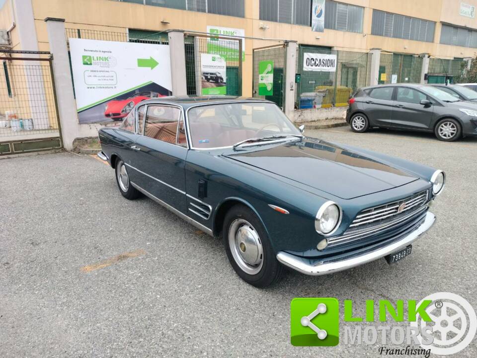 Image 3/10 de FIAT 2300 S Coupé (1966)