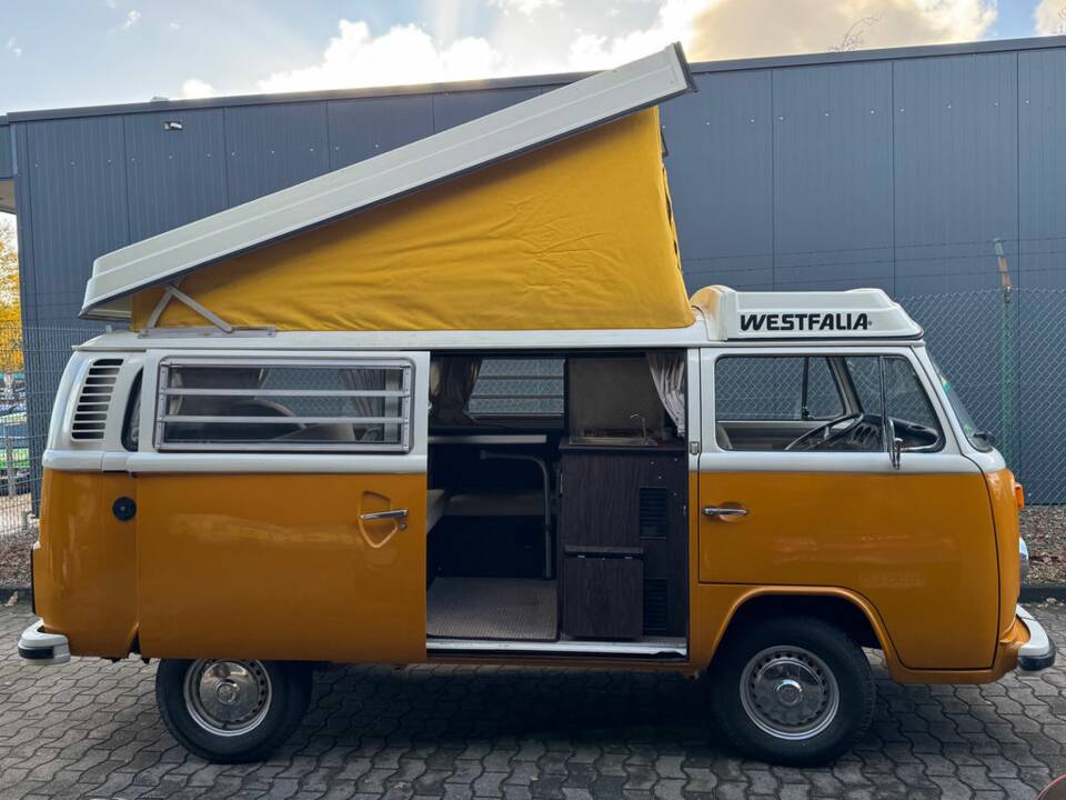 Image 4/8 of Volkswagen T2c Combi (1978)