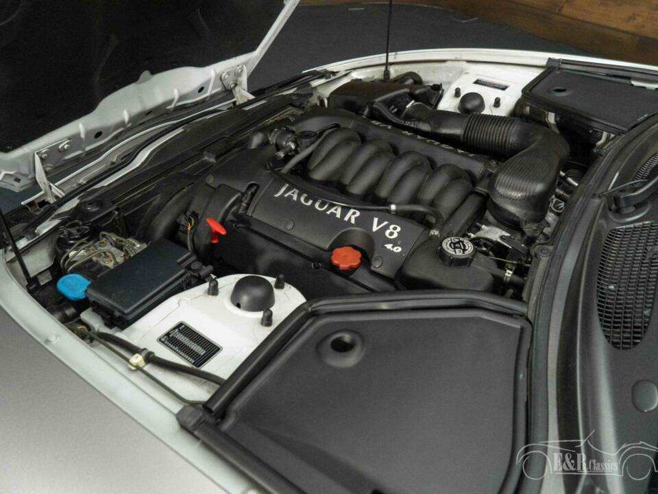Bild 4/19 von Jaguar XK8 4.0 (2000)