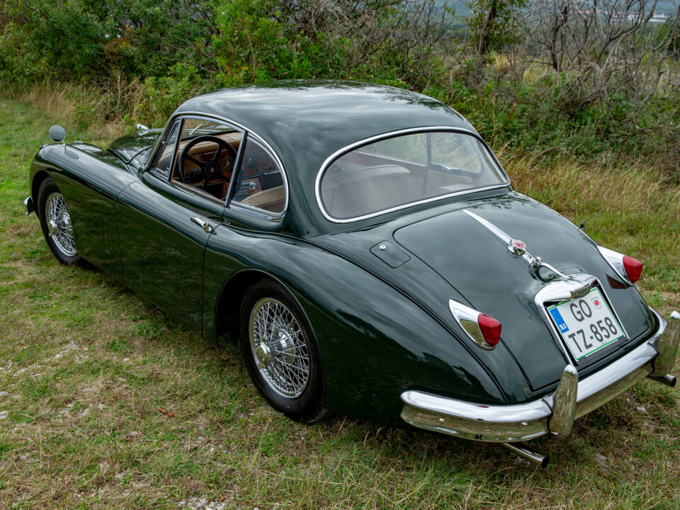 Imagen 23/100 de Jaguar XK 150 FHC (1960)