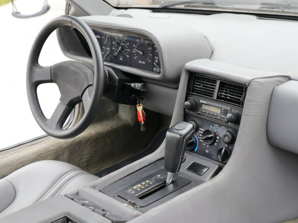 Bild 36/50 von DeLorean DMC-12 (1981)