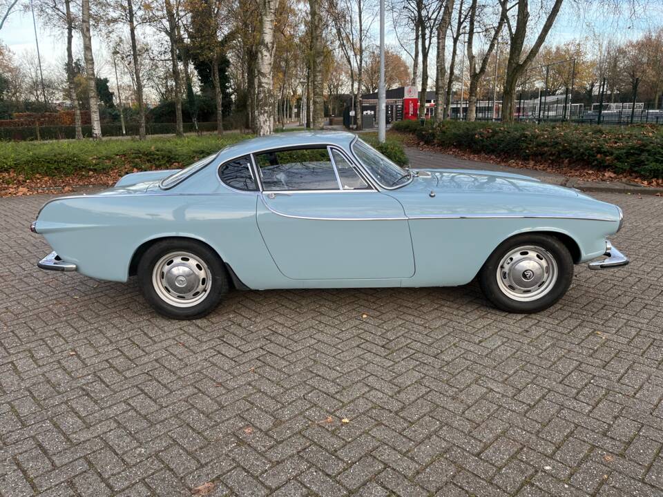 Bild 7/26 von Volvo 1800 S (1966)