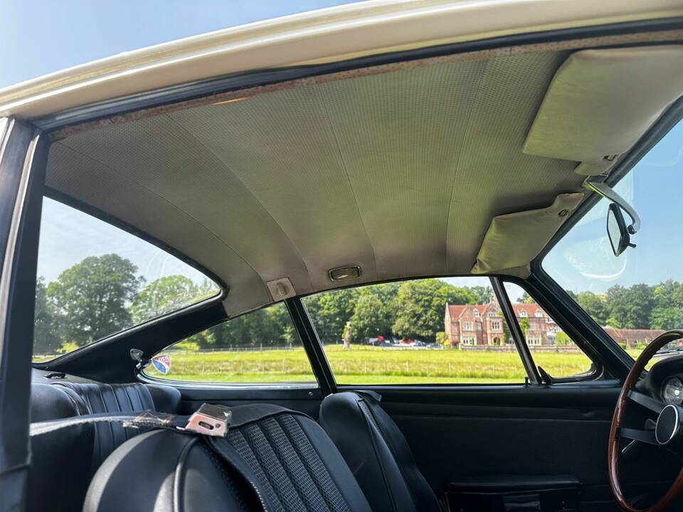 Image 35/44 of Porsche 912 (1968)