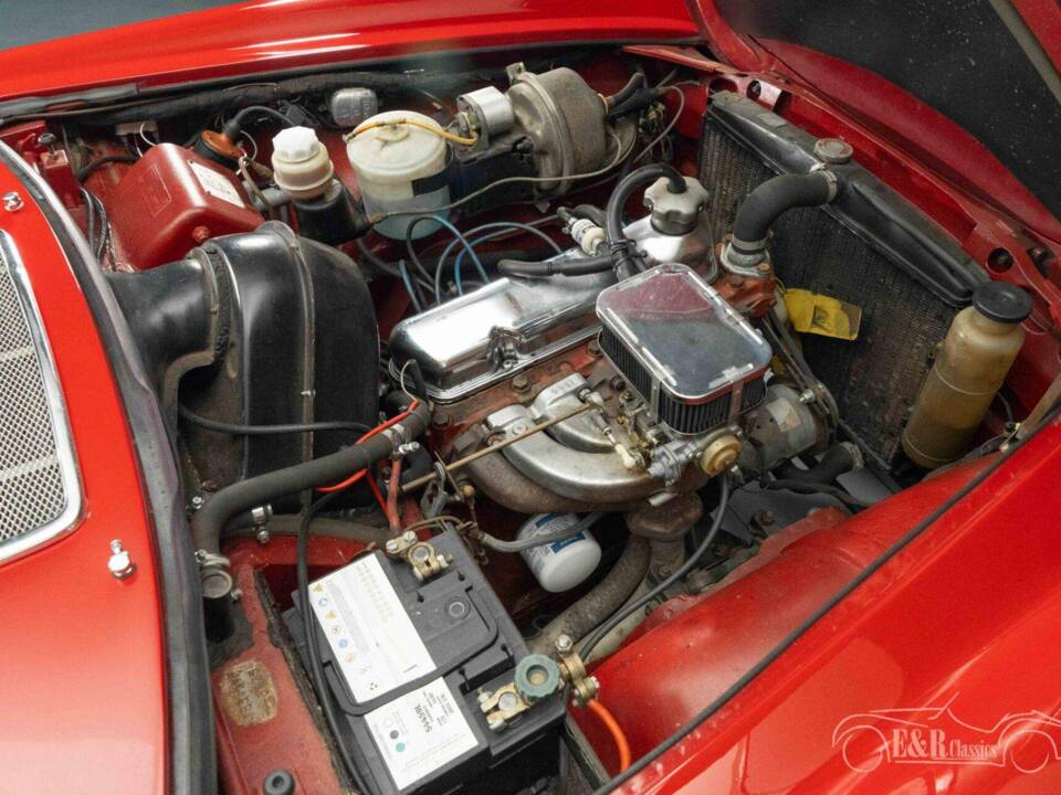 Image 4/19 of Volvo 1800 S (1967)
