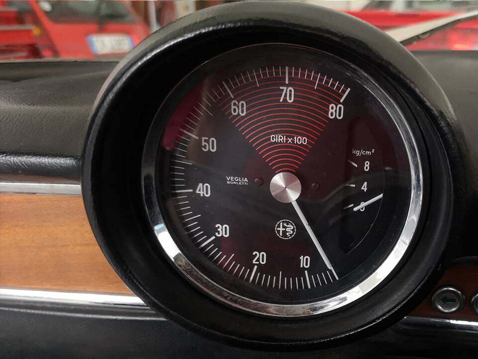 Immagine 37/69 di Alfa Romeo 1750 GT Veloce (1969)