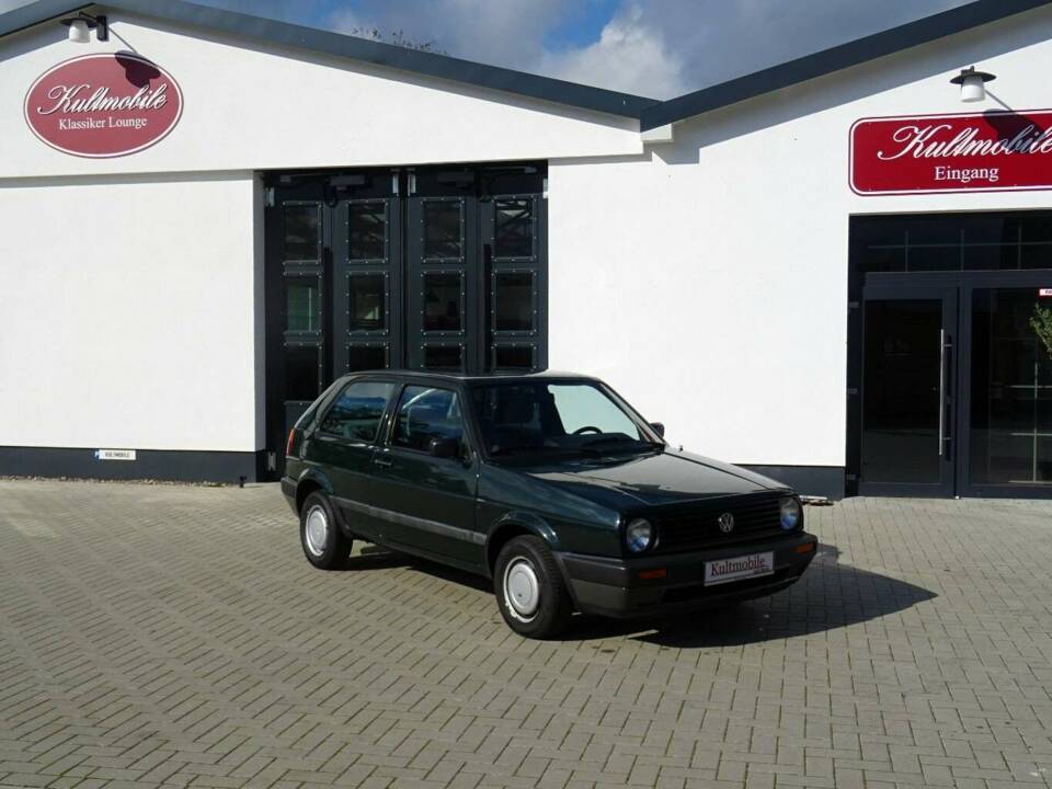 Immagine 2/18 di Volkswagen Golf Mk II 1.6 (1991)