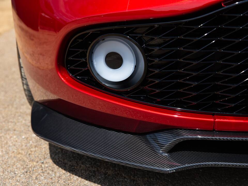 Image 36/80 of Aston Martin Vanquish Zagato (2017)