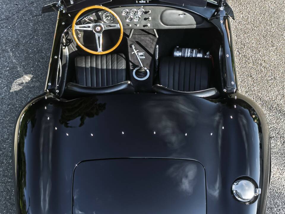 Afbeelding 5/12 van AC Cobra 427 (1965)