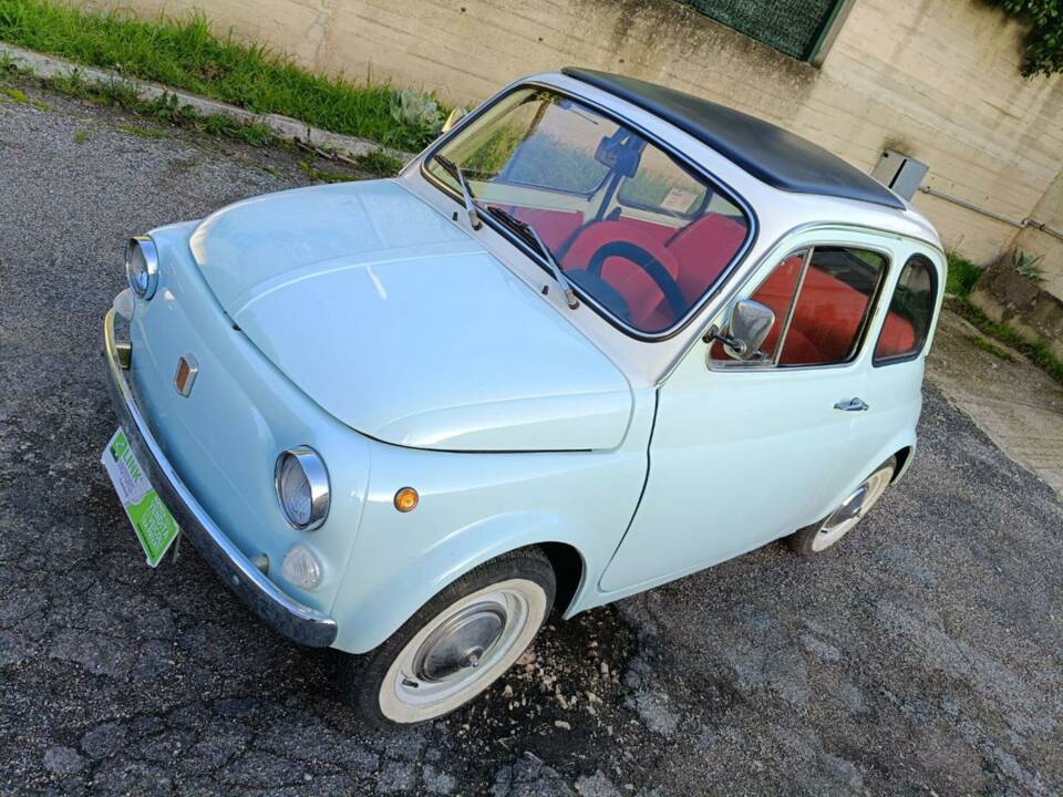 Image 13/48 of FIAT 500 L (1971)