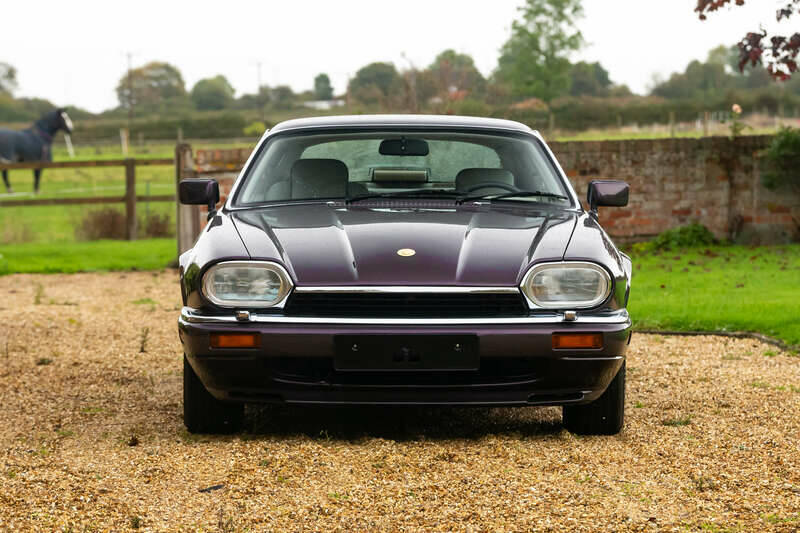 Image 8/50 de Jaguar XJS 6.0 (1993)