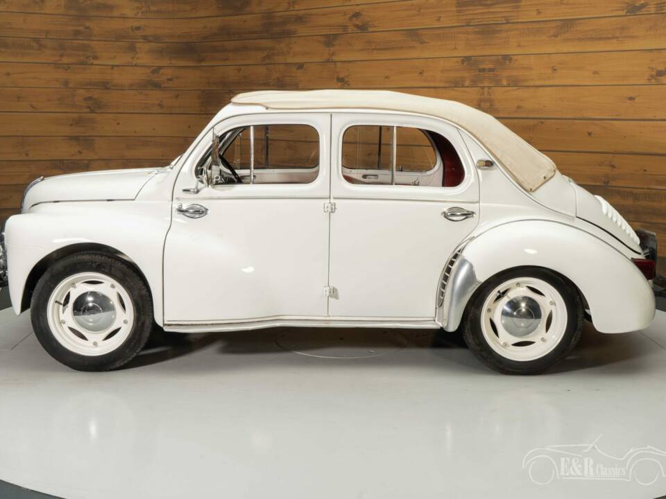 Bild 3/7 von Renault 4 CV Décapotable (1952)