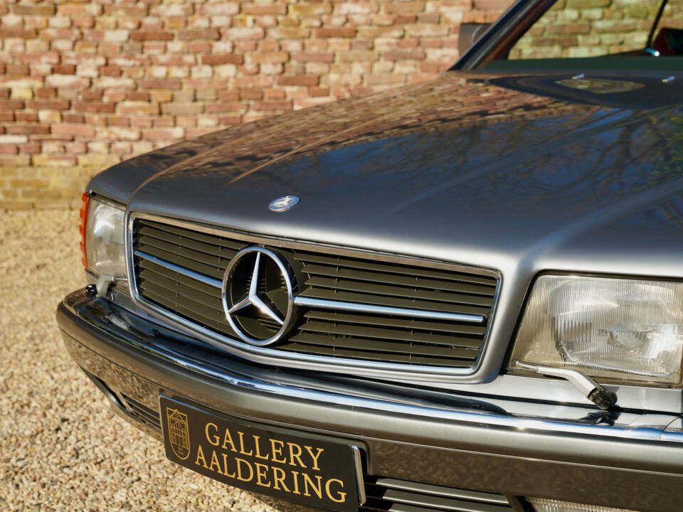 Bild 48/50 von Mercedes-Benz 500 SEC (1989)