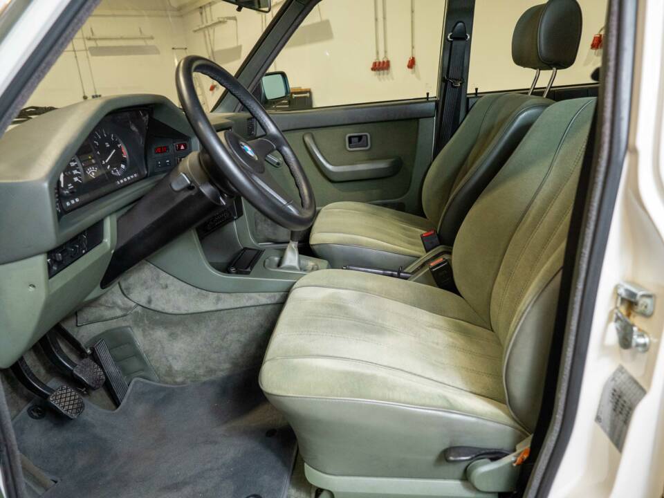 Afbeelding 19/52 van BMW 528i (1984)