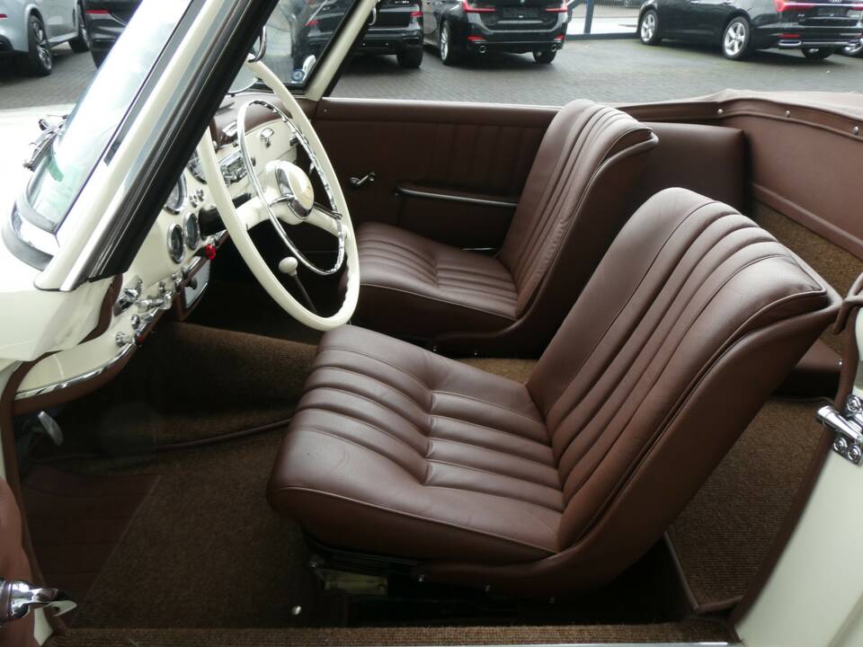 Afbeelding 10/29 van Mercedes-Benz 190 SL (1956)
