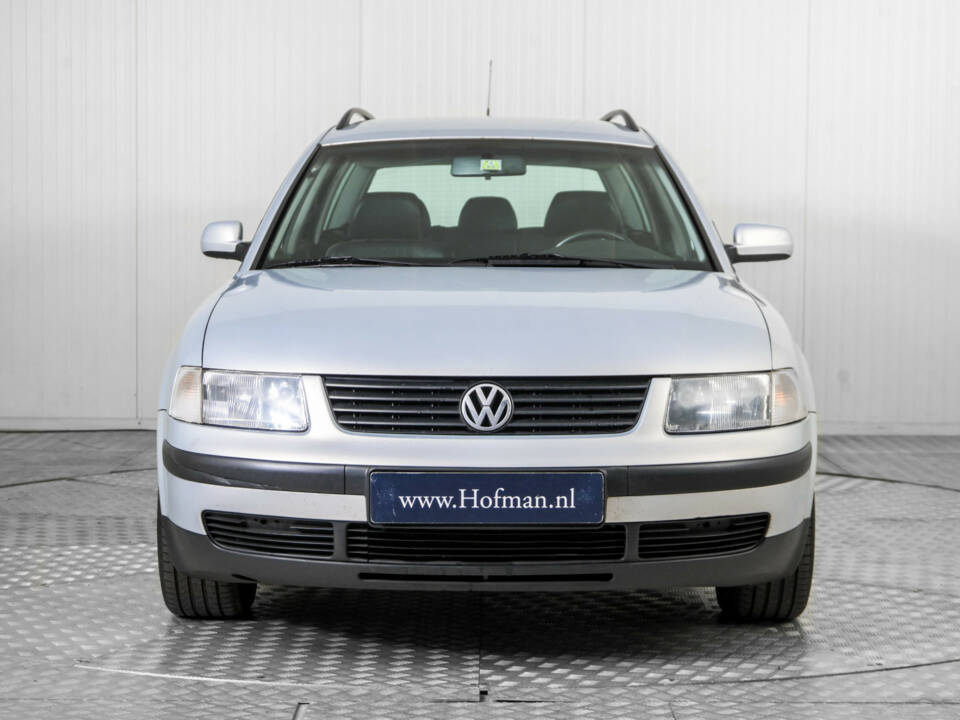 Image 10/14 of Volkswagen Passat Variant 1.9 TDI (1999)