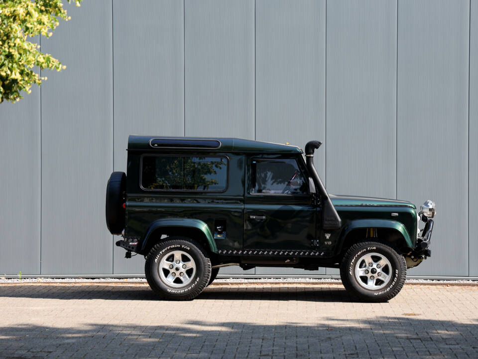 Afbeelding 5/38 van Land Rover 90 (1989)