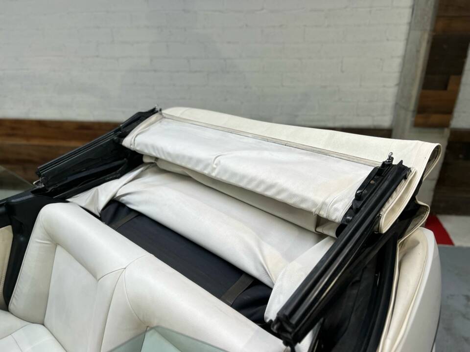 Immagine 34/68 di Volkswagen Golf III GTI 2.0 (1993)