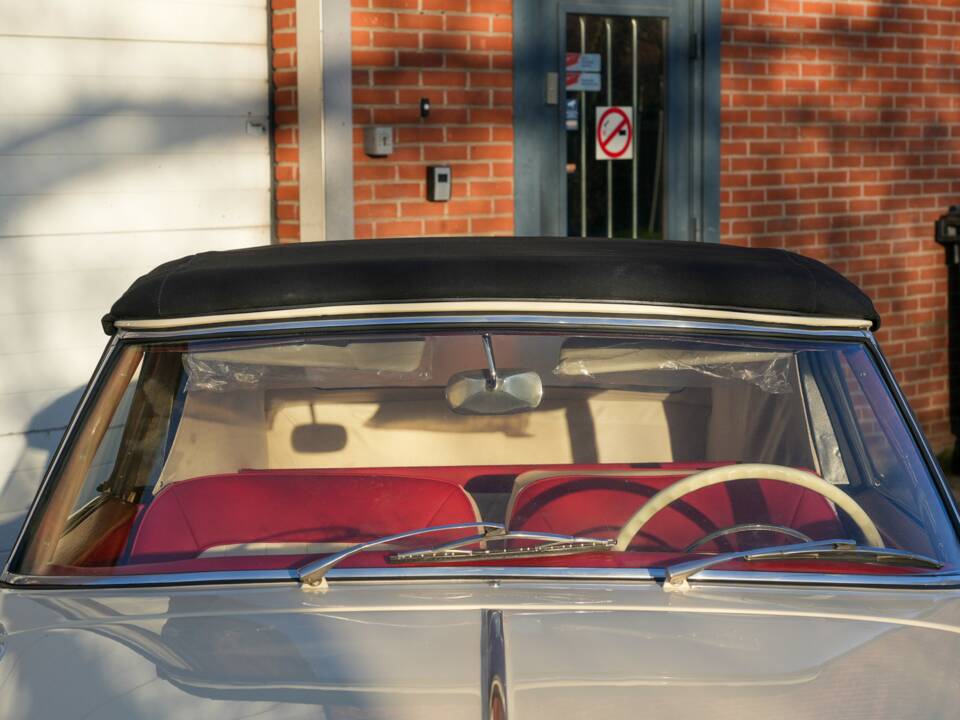 Afbeelding 36/50 van Borgward Isabella Coupe-Cabriolet (1961)