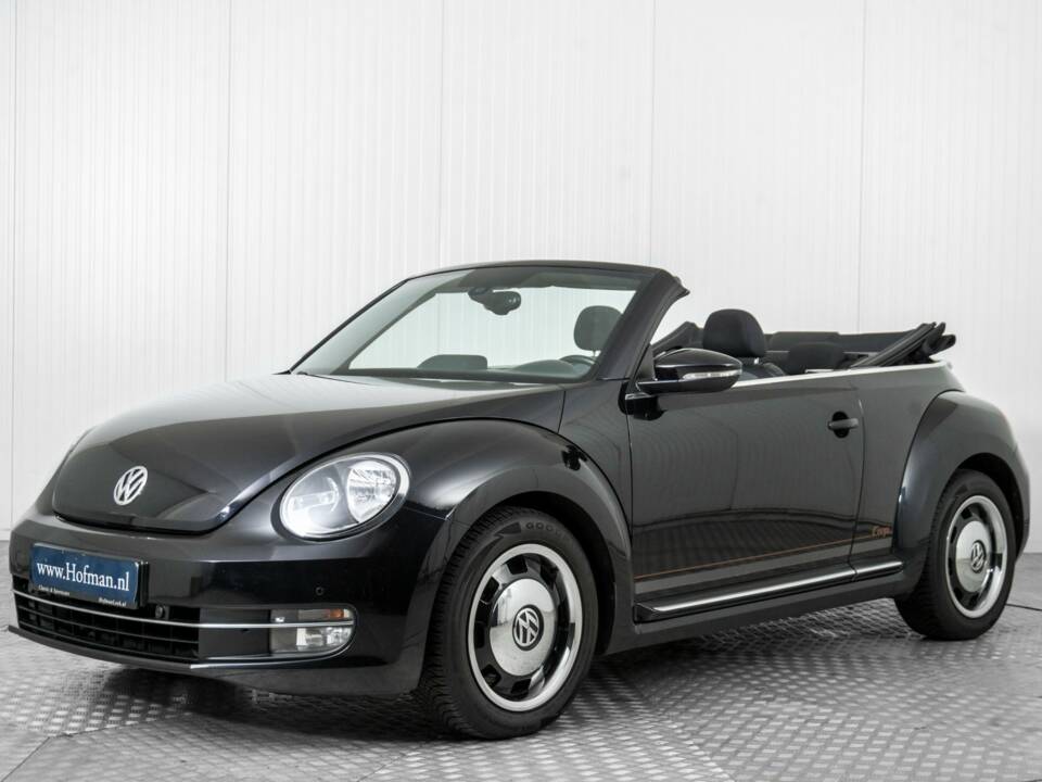 Image 1/50 de Volkswagen Beetle 1.2 TSI (2014)