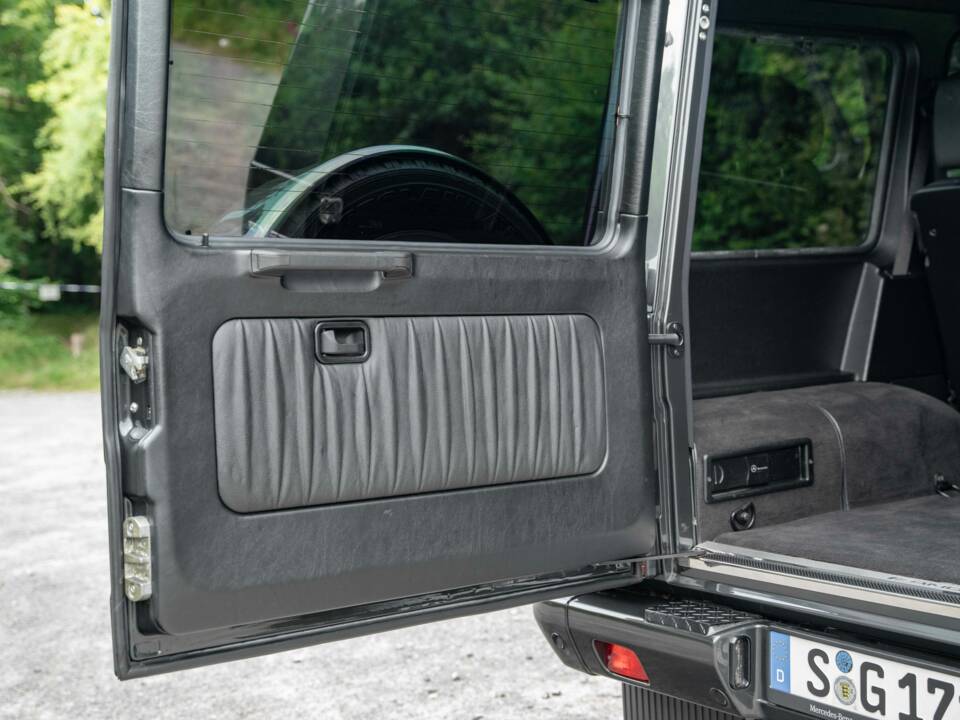 Bild 78/99 von Mercedes-Benz G 55 AMG (lang) (2002)