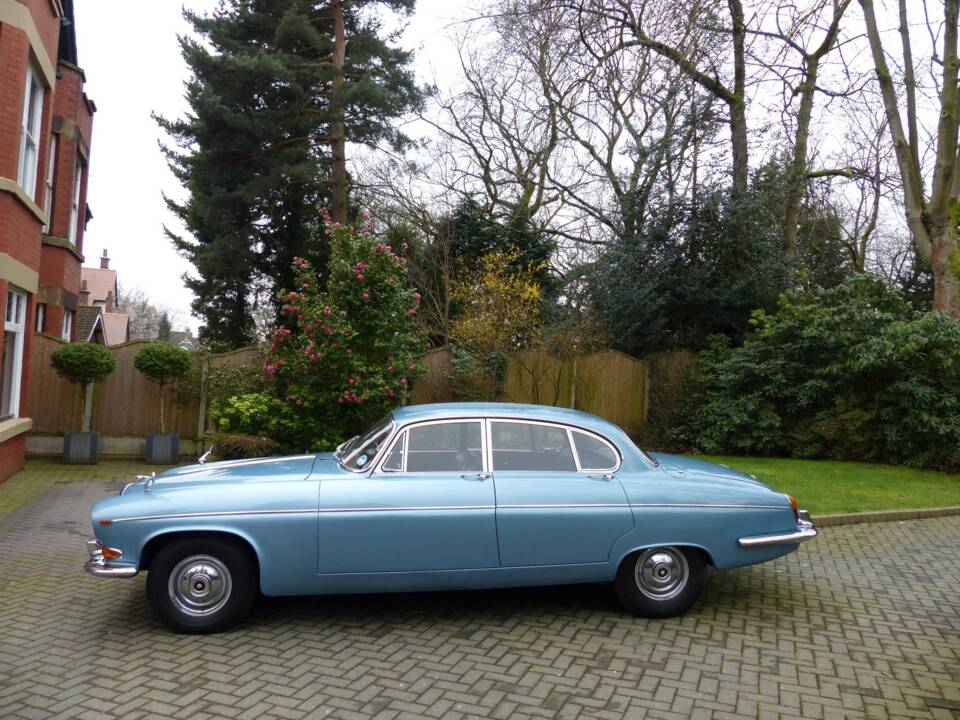 Image 6/16 of Jaguar 420 G (1969)