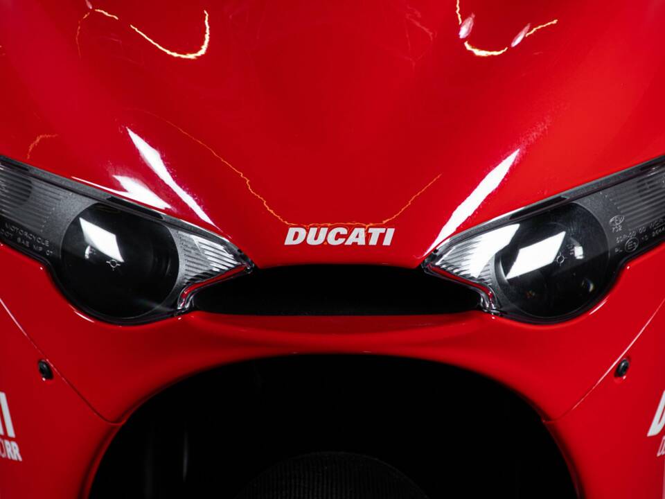 Image 45/50 de Ducati DUMMY (2007)