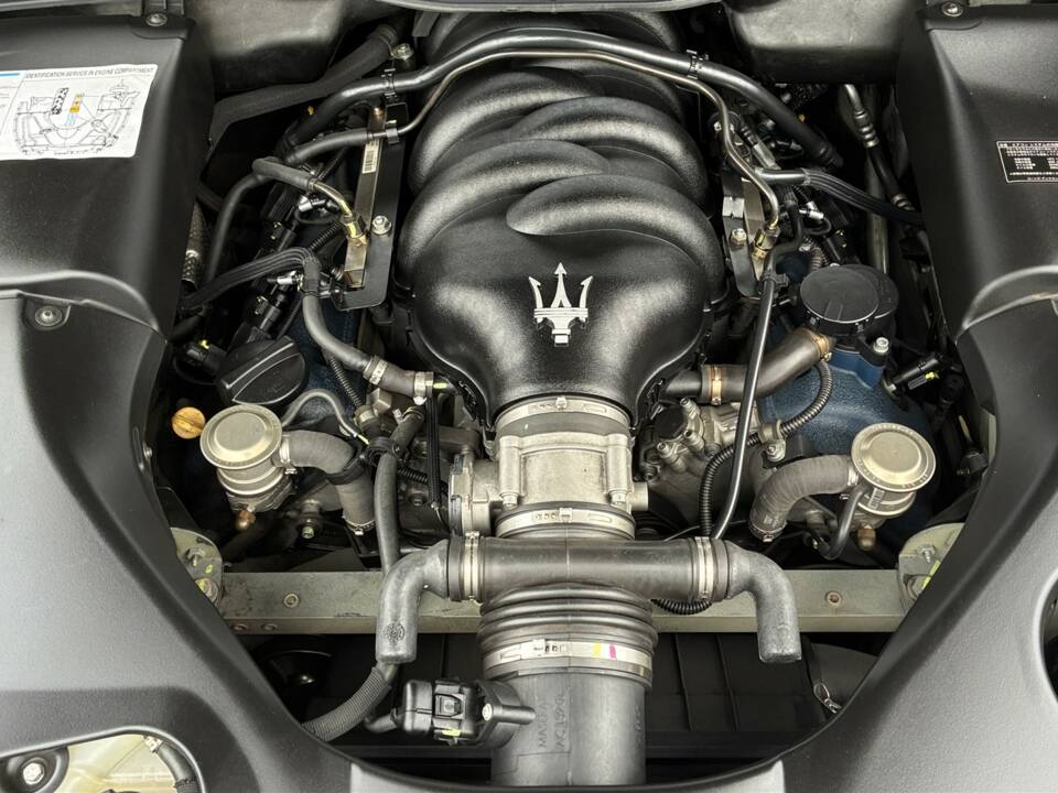 Immagine 33/39 di Maserati GranTurismo 4.2 (2008)