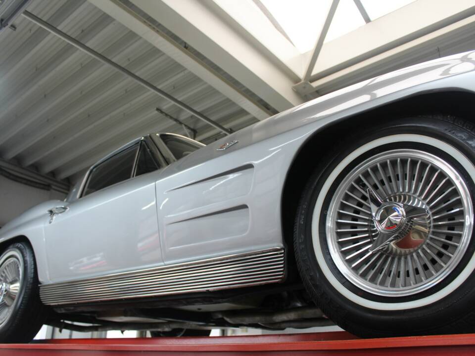 Image 12/50 of Chevrolet Corvette Sting Ray (1963)