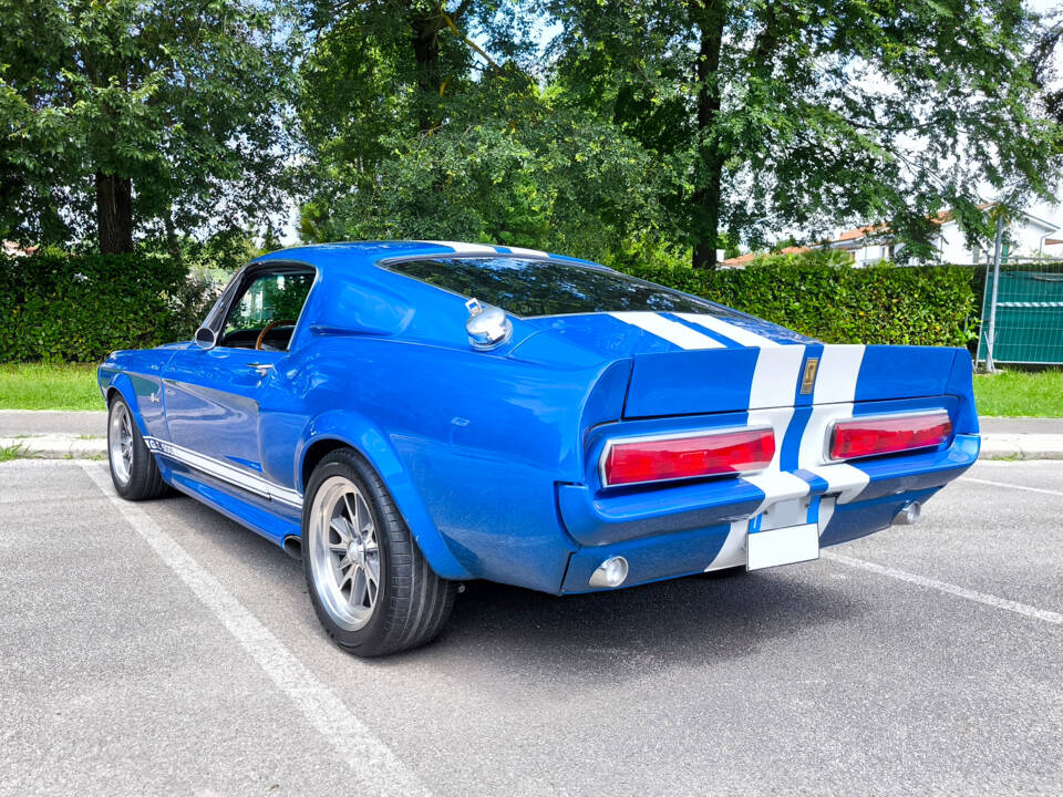 Image 8/37 of Ford Shelby GT 500 &quot;Eleanor&quot; (1967)