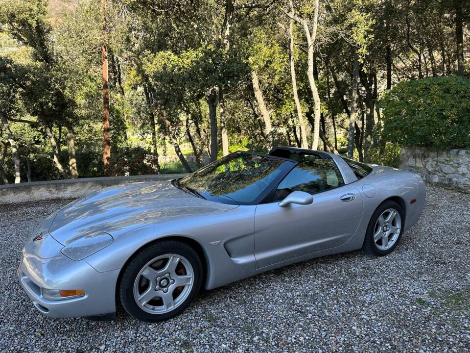 Image 106/191 of Chevrolet Corvette (1999)