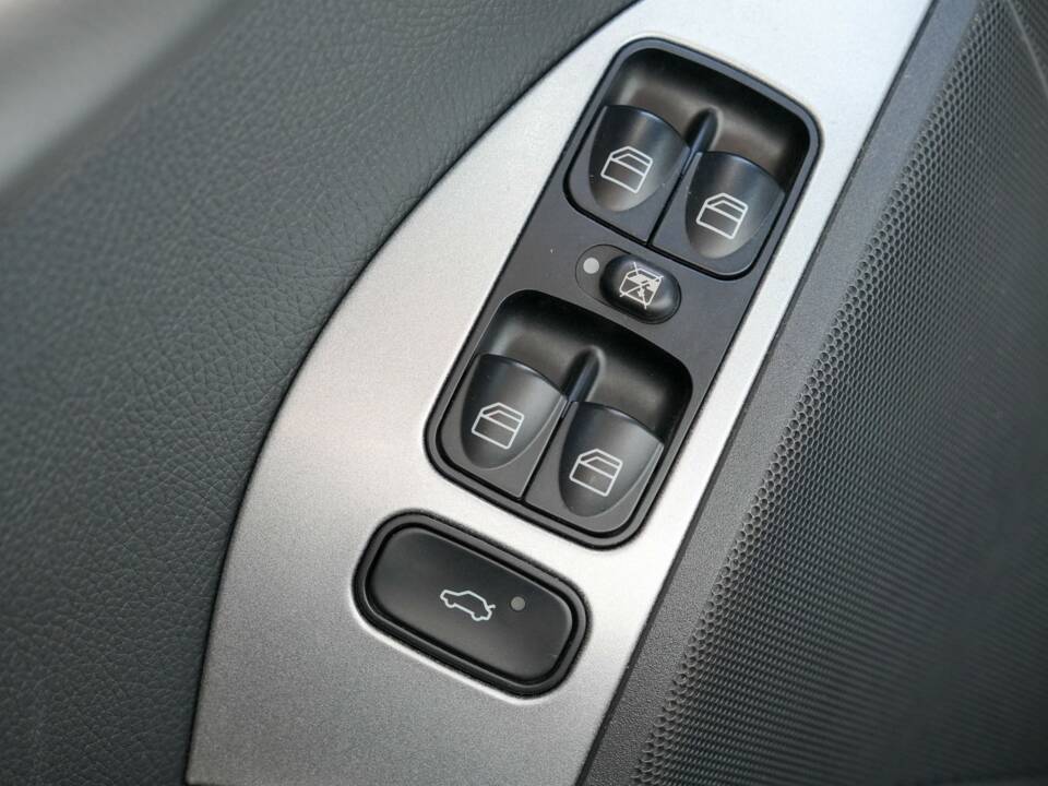 Bild 22/35 von Mercedes-Benz CLK 55 AMG (2003)