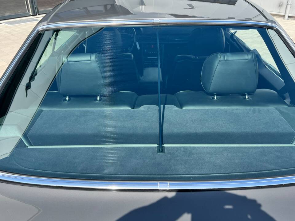 Bild 33/33 von Mercedes-Benz 560 SEC (1991)