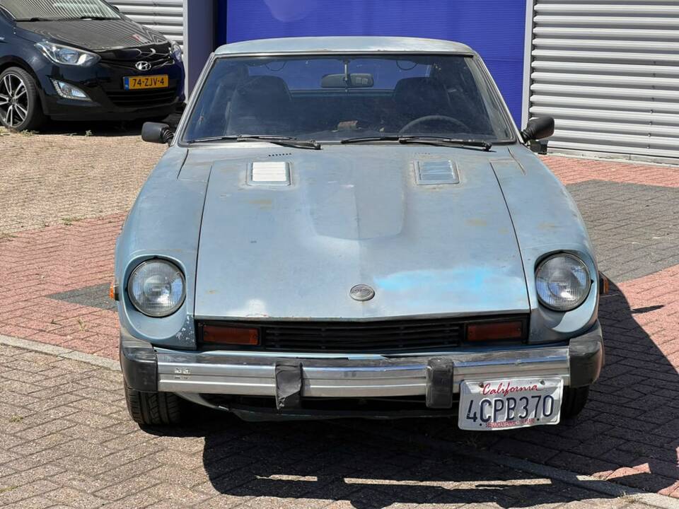 Image 4/8 of Datsun 280 Z (1977)