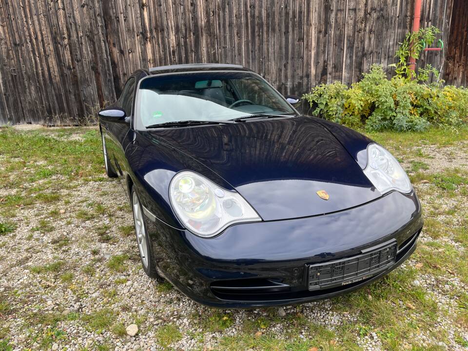 Bild 2/50 von Porsche 911 Carrera (2003)