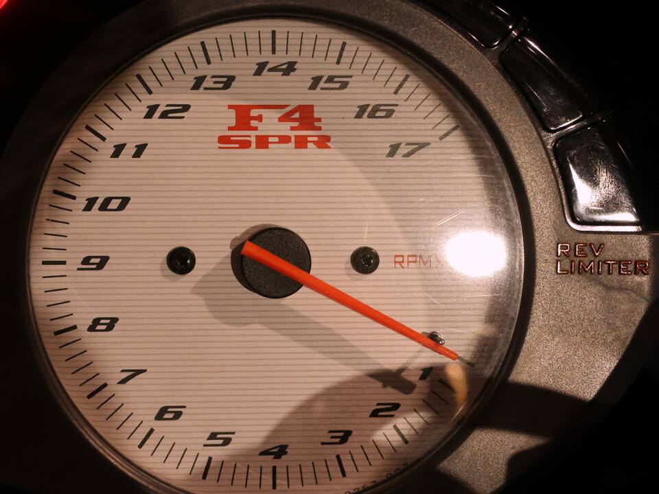 Bild 26/38 von MV Agusta F4 SPR (2003)