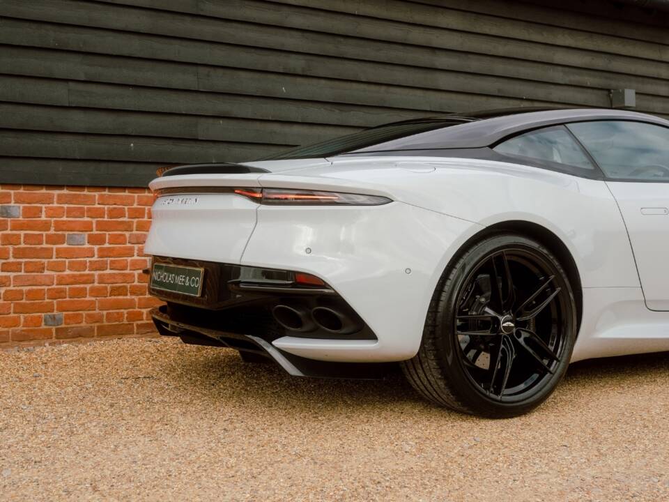 Bild 31/82 von Aston Martin DBS Superleggera (2018)