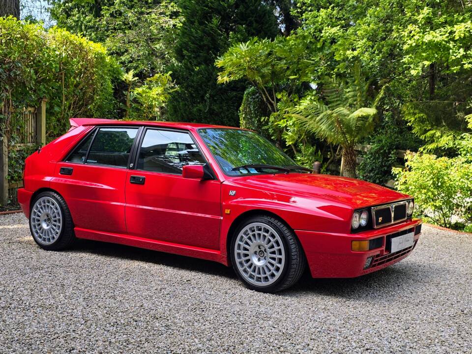 Immagine 4/63 di Lancia Delta HF Integrale Evoluzione II (1994)