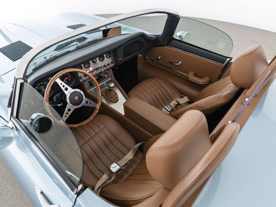 Bild 37/47 von Jaguar Type E 4.2 (1965)