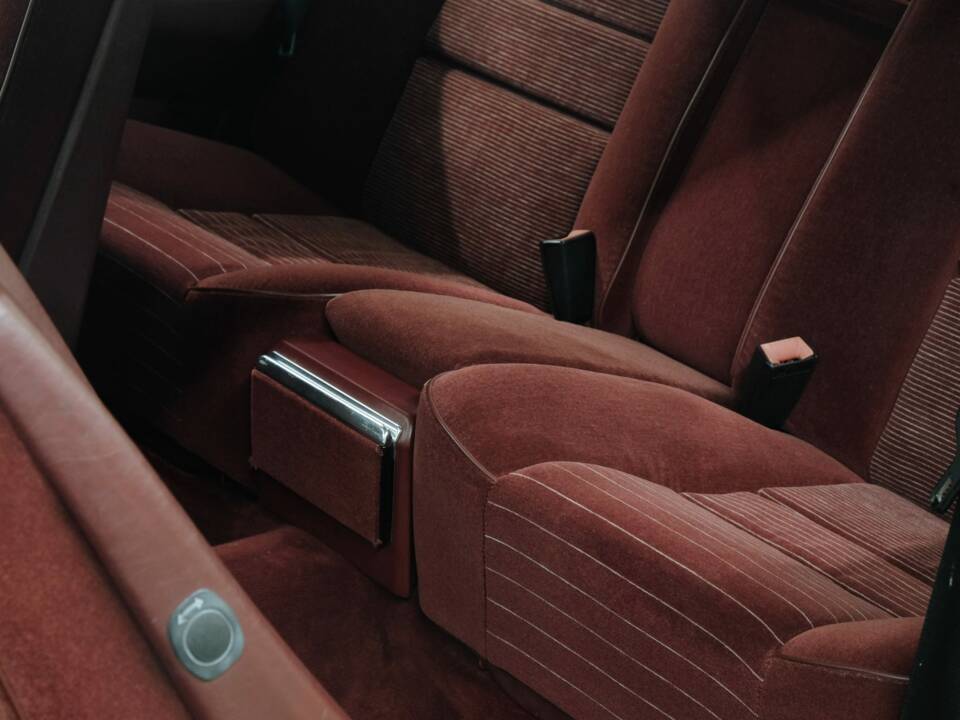 Bild 47/50 von Mercedes-Benz 560 SEC (1986)