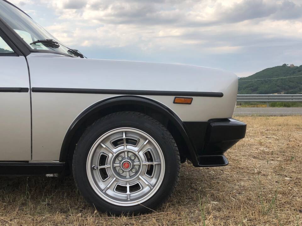 Image 8/95 de FIAT 131 Sport &#x2F; Racing (1982)