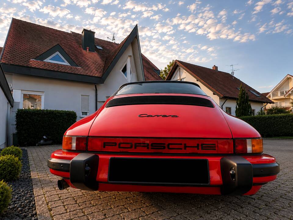 Afbeelding 7/16 van Porsche 911 Carrera 3.2 (1986)