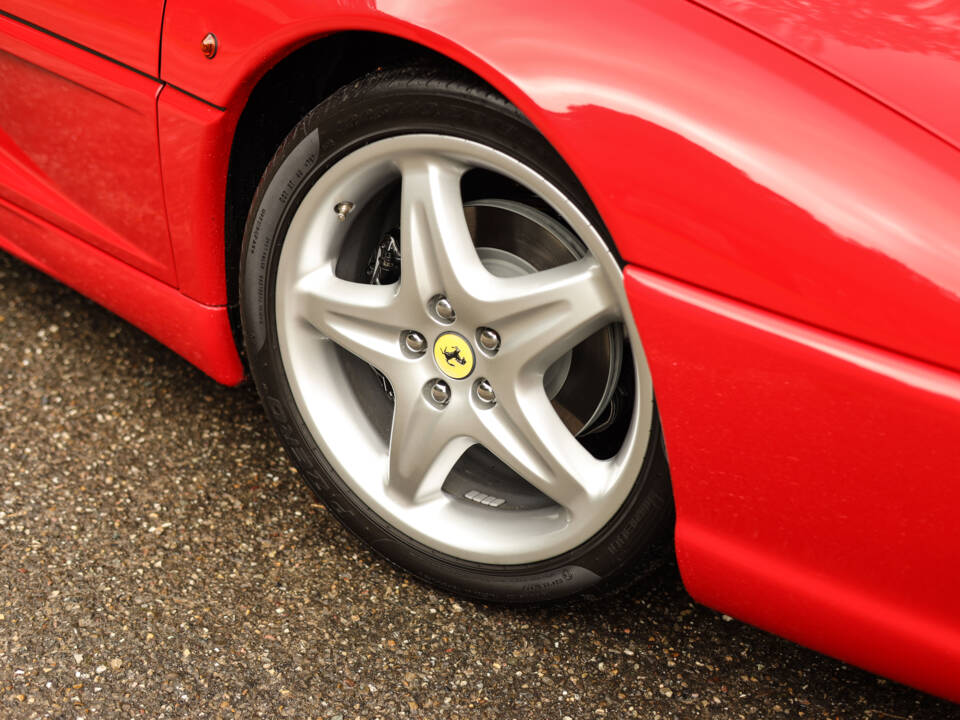 Immagine 39/76 di Ferrari F 355 F1 GTS (1997)