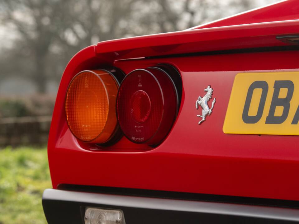 Image 27/50 of Ferrari 308 GTB (1976)