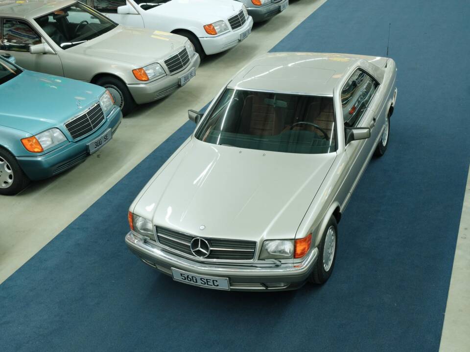 Bild 7/50 von Mercedes-Benz 560 SEC (1986)