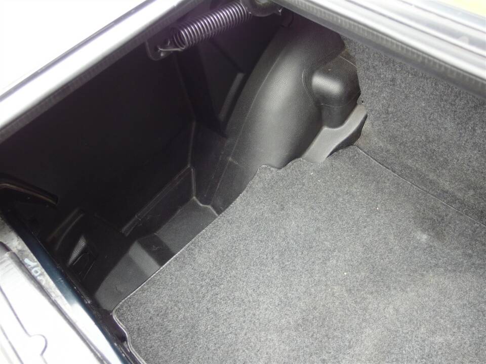 Immagine 67/98 di Mercedes-Benz 190 E 2.3-16 (1985)