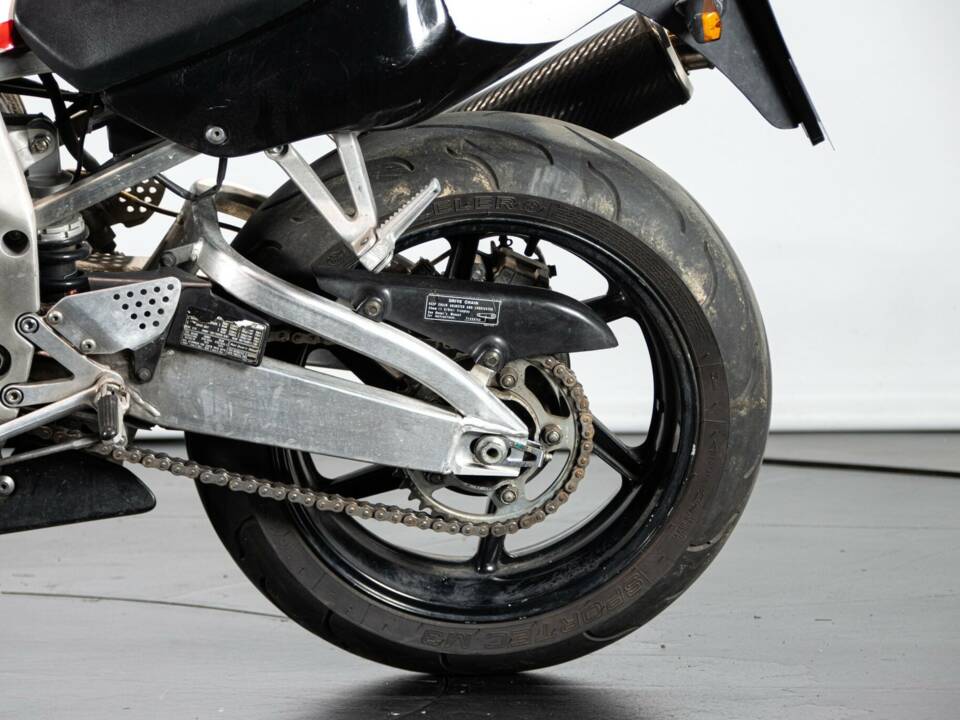 Imagen 26/44 de Honda CBR 900RR Fireblade (1999)