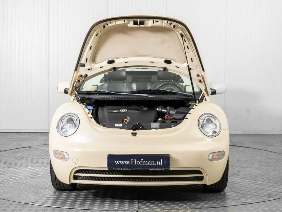 Imagen 29/48 de Volkswagen New Beetle 1.6 (2004)